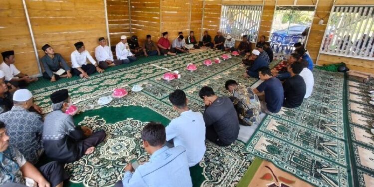 Lurah Takkalala, Hamka meresmikan pembangunan Masjid Al-Mujahidin naungan PAC LDII Kelurahan Takkalala. Foto: LINES.