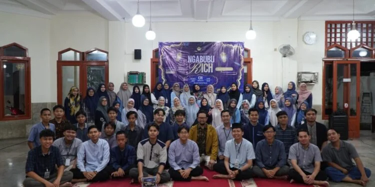 PC LDII Kecamatan Pancoran Mas, Kota Depok menggelar kegiatan talkshow dan buka puasa bersama di Masjid Baitul Ihsan, pada Minggu (1/3). Foto: LINES