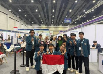 Santri PPM Bina Khoirul Insan Raih Silver Medal Berkat Website 29 Karakter Luhur