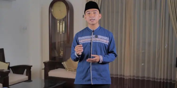 Ust. Muhammad Naufal dalam Tayangan Oase Hikmah. Foto: LINES