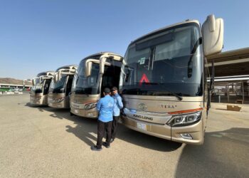 Bus Antarkota Perhajian