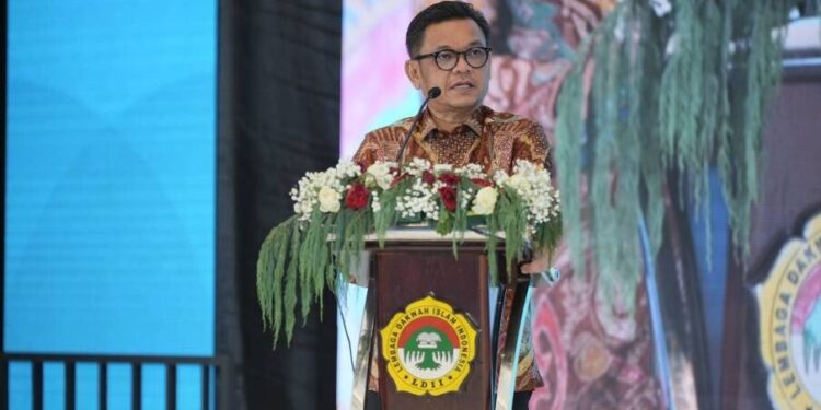 Gubernur Lemhannas RI, TB Ace Hasan Syadzily mendorong generasi muda LDII untuk meningkatkan kualitas sumberdaya manusia (SDM) dalam menghadapi ketidakpastian global. Foto: LINES.