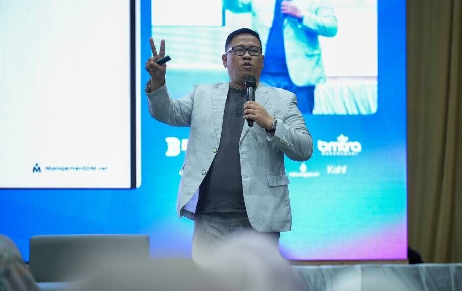 Workshop Public Speaking dengan Himawan Pramudita seorang HR Consultant. Foto: LINES.