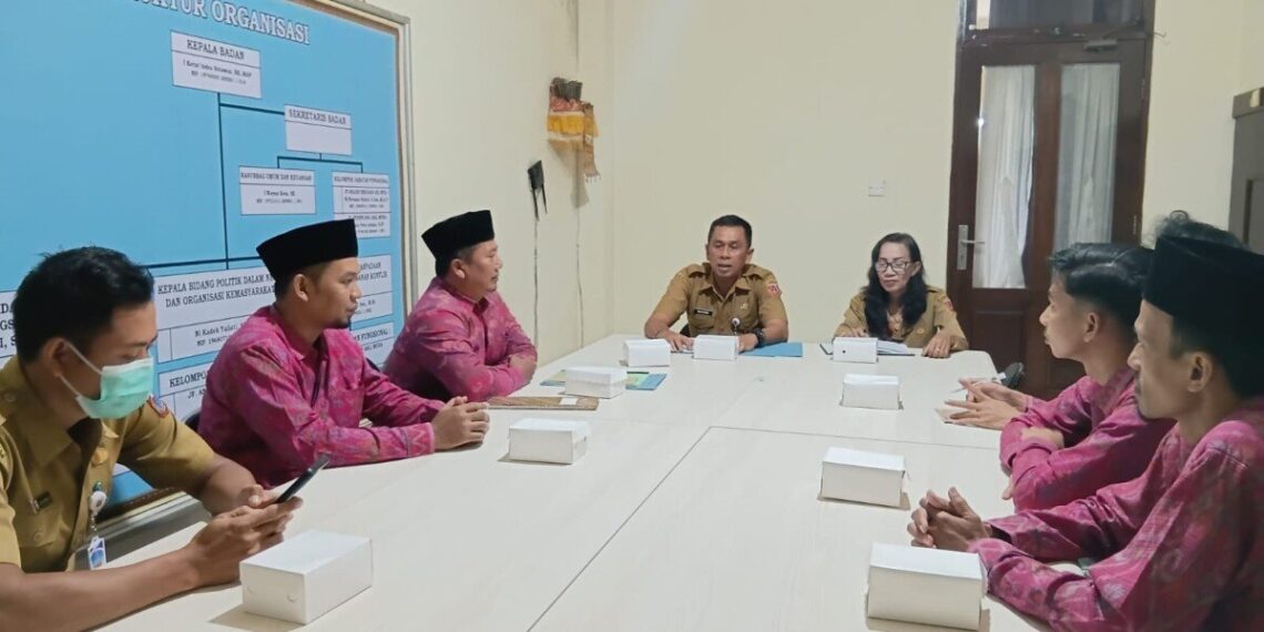 DPD LDII Kabupaten Karangasem berkunjung ke Kantor Badan Kesatuan Bangsa dan Politik (Kesbangpol) Kabupaten Karangasem. Foto: LINES.