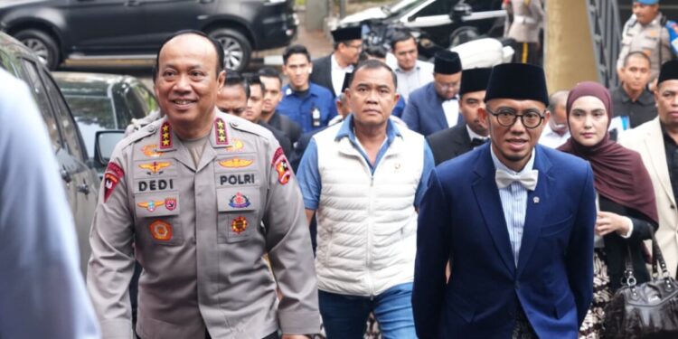 Wamenhaj Dahnil dan Wakapolri Dedi Prasetyo