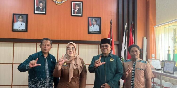 PD LDII Kabupaten Luwu audiensi dengan Badan Kesatuan Bangsa dan Politik. Foto: LINES.