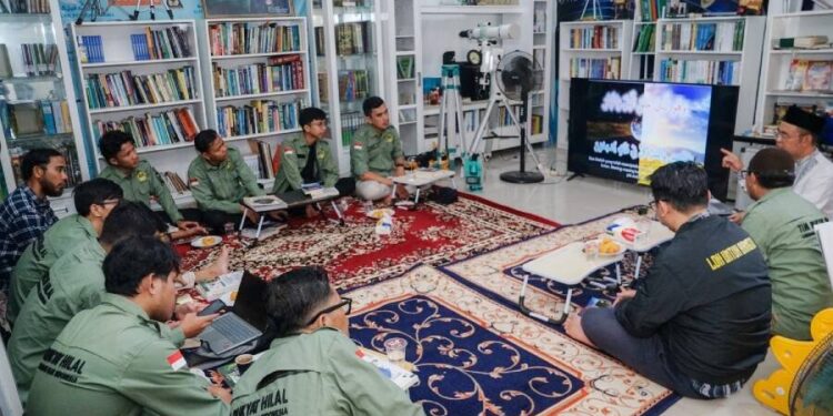 DPP LDII bekerja sama dengan Pesantren Rumah Falak menghelat “Diklat Hisab Rukyat Angkatan II”. Foto: LINES.