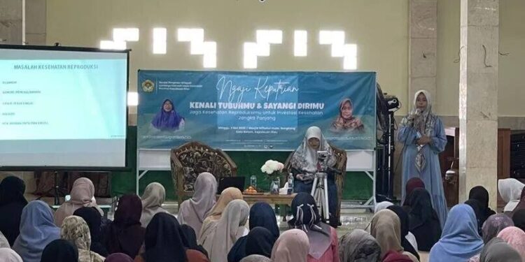 DPW LDII Kepulauan Riau (Kepri) menghelat “Edukasi Kesehatan Reproduksi: Kenali Tubuhmu dan Sayangi Dirimu”. Foto: LINES.