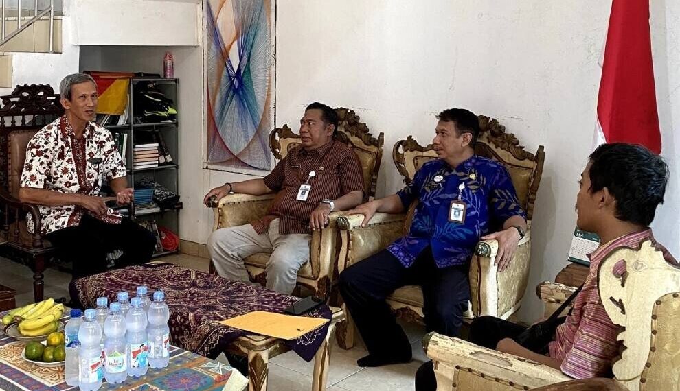 Badan Kesatuan Bangsa dan Politik (Bakesbangpol) Kabupaten Jepara berkunjung ke LDII Jepara. Foto: LINES.