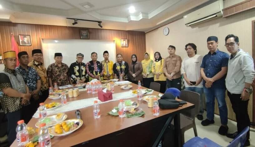 Badan Kesatuan Bangsa dan Politik (Kesbangpol) Kota Tarakan berkunjung ke Yayasan Nurhasan Insan Mulia, Kelurahan Karang Anyar. Foto: LINES.