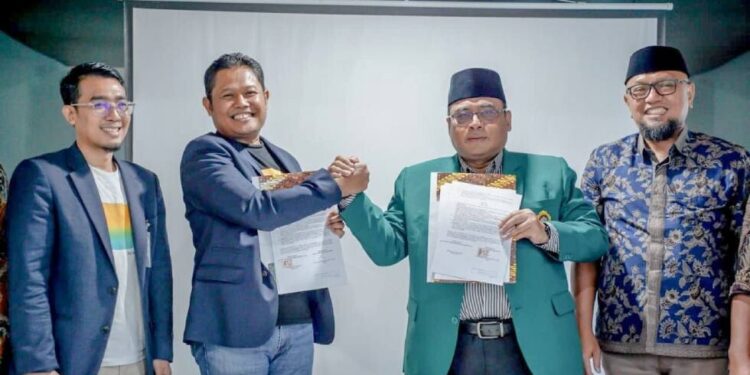 DPW LDII Jawa Timur dan Bank Syariah Indonesian (BSI) menggelar webinar “Program Inkubasi Bisnis”. Foto: LINES.