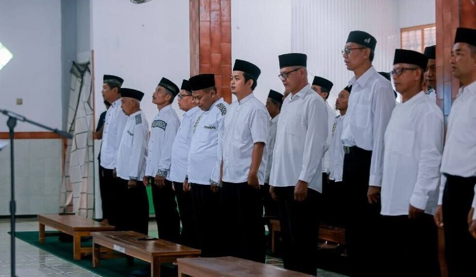 Sebanyak 14 PC LDII se-Kabupaten Purworejo secara resmi dilantik dan dikukuhkan oleh Ketua DPD LDII Kabupaten Purworejo. Foto: LINES.