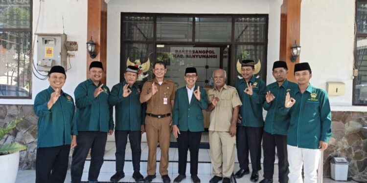 DPD LDII Kabupaten Banyuwangi masa bakti 2026–2031 audiensi dengan Kepala Badan Kesatuan Bangsa dan Politik (Bakesbangpol) Banyuwangi. Foto: LINES