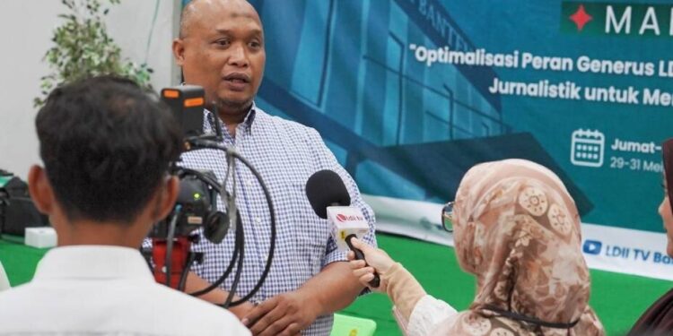 Ketua DPP LDII Rulli Kuswahyudi mengatakan, pelatihan tersebut menjadi upaya organisasi dalam menyiapkan generasi muda menyampaikan informasi faktual. Foto: LINES.