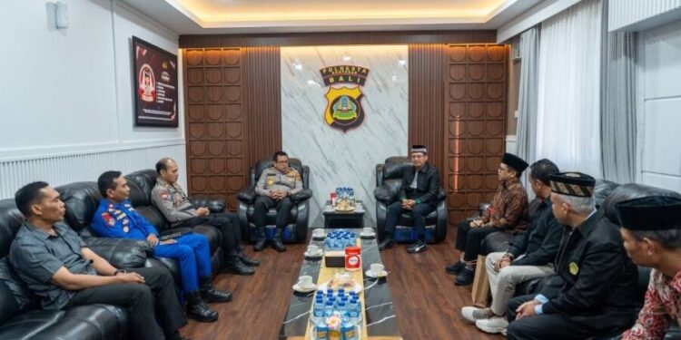 Pengurus Harian DPD LDII Kota Denpasar audiensi dengan Kapolresta Denpasar. Foto: LINES.