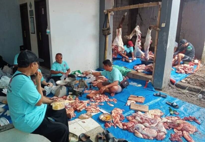PC LDII Bogor dan Muspika menggelar tebar kurban. Foto: LINES.