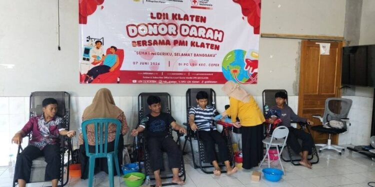 PC) LDII Kecamatan Ceper menjadi penyelenggara aksi sosial donor darah. Foto: LINES.