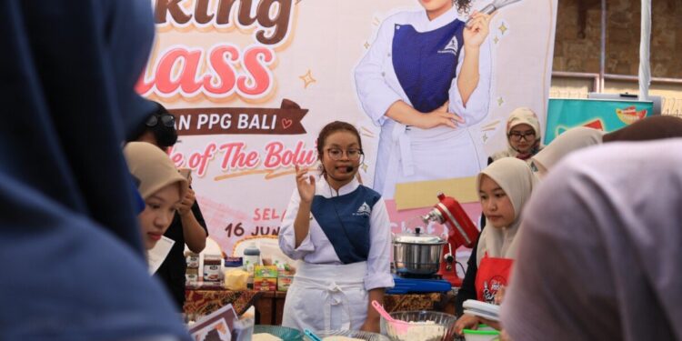 DPW LDII Bali dan Tim Penggerak Pembina Generus menggelar Cooking Class. Foto: LINES.