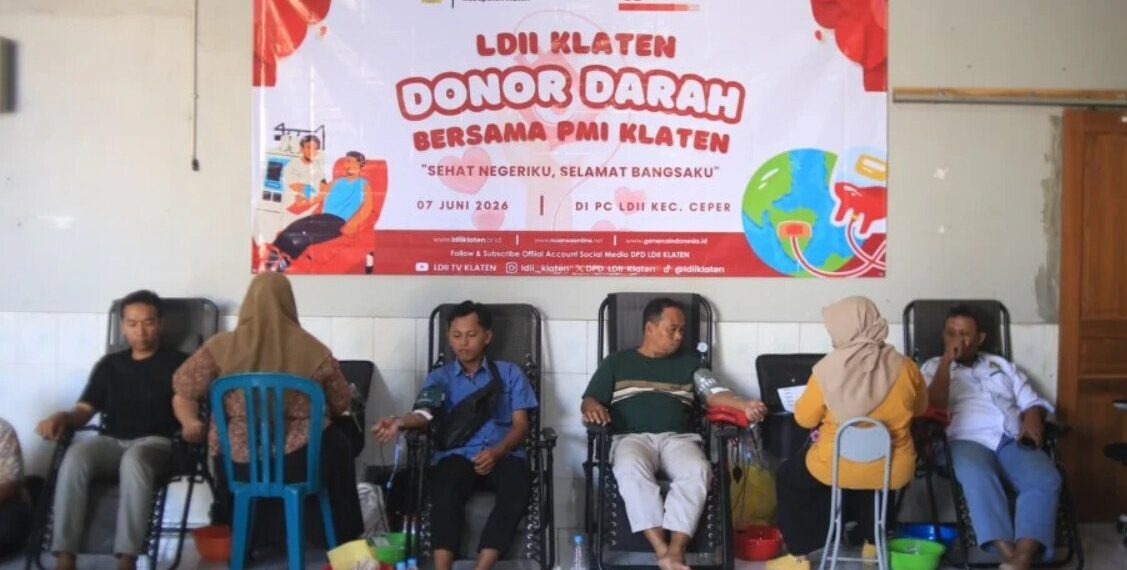 DPD LDII Kabupaten Klaten bekerja sama dengan Palang Merah Indonesia (PMI) Kabupaten Klaten menggelar donor darah massal. Foto: LINES