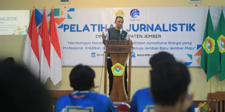 DPD LDII Kabupaten Jember bersama Biro Komunikasi, Informasi, dan Media (KIM) DPW Jawa Timur dan Dinas Komunikasi dan Informatika (Diskominfo) Kabupaten Jember menggelar Pelatihan Jurnalistik. Foto: LINES