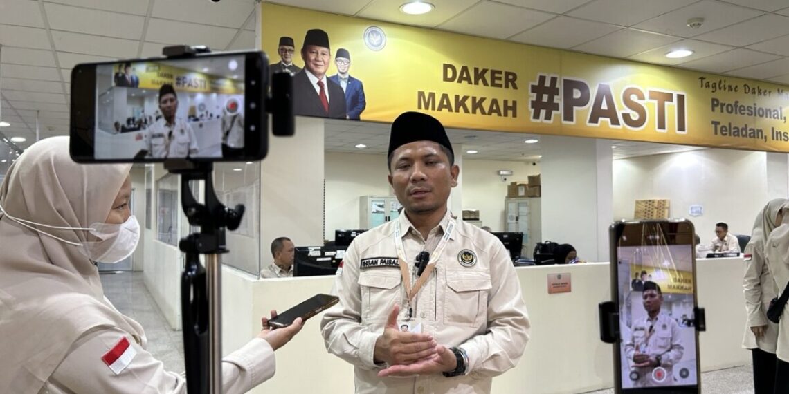 Kadaker Makkah Ihsan Faisal menyebut, sebanyak 5.499 jemaah haji Indonesia dalam 14 kloter mulai bergerak dari Makkah ke Madinah pada Minggu (7/6/2026). Foto: MCH 2026