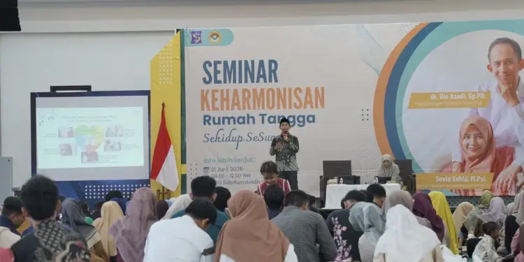 DPD LDII Surabaya menggelar seminar rumah tangga bertajuk “Sehidup Se-Surga: Merajut Cinta, Menjaga Komitmen, Meraih Surga Bersama”. Foto: LINES