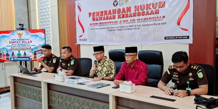 DPD LDII Kabupaten Sumbawa Barat bersama Kejaksaan Negeri Sumbawa Barat menggelar Penyuluhan Hukum dan Penguatan Wawasan Kebangsaan. Foto: LINES
