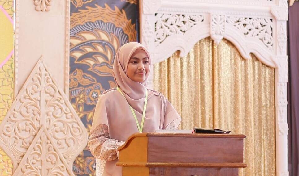 Juara 2 Nasional kategori Murottal Tunawicara/Rungu Putri Ardhia Ikrimatu Zanjabila. Foto: LINES.
