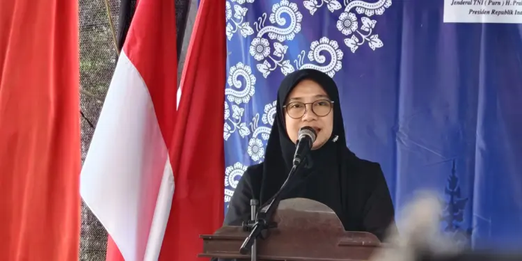 Bupati Banyuwangi, Ipuk Fiestiandani, mengapresiasi dedikasi DPD LDII Kabupaten Banyuwangi dalam membina generasi muda. Foto: LINES
