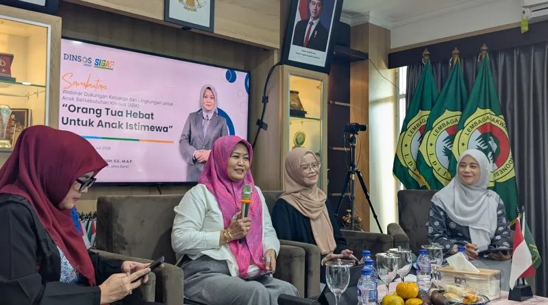 Kepala Dinas Sosial (Kadinsos) Provinsi Jawa Barat, Noneng Komara Nengsih, mengapresiasi langkah DPW LDII Jawa Barat yang mengedukasi masyarakat mengenai pentingnya dukungan keluarga dan lingkungan bagi Anak Berkebutuhan Khusus (ABK). Foto: LINES