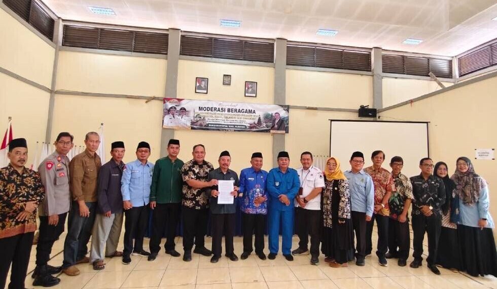 Ketua DPD LDII Kabupaten Subang, M. Ipa Slamet, menghadiri dialog bertajuk "Memperkuat Moderasi Beragama". Foto: LINES.