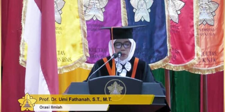 Universitas Syiah Kuala, Aceh mengukuhkan Prof. Umi Fathanah, warga LDII Aceh yang meriset Teknologi Rekayasa Kimia Polimer dan Membran Fungsional. Foto: LINES.