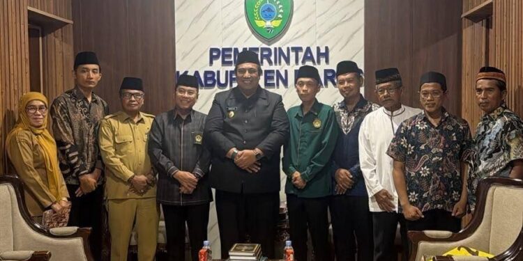 Bupati Maros, A.S. Chaidir Syam, menerima audiensi pengurus DPD LDII Kabupaten Maros. Foto: LINES.