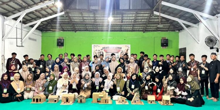 DPD LDII Kabupaten Ketapang melalui Kelompok Kerja Penggerak Pembina Generus (Pokja PPG) menggelar talkshow mengenai generasi muda memilih pasangan hidup. Foto: LINES