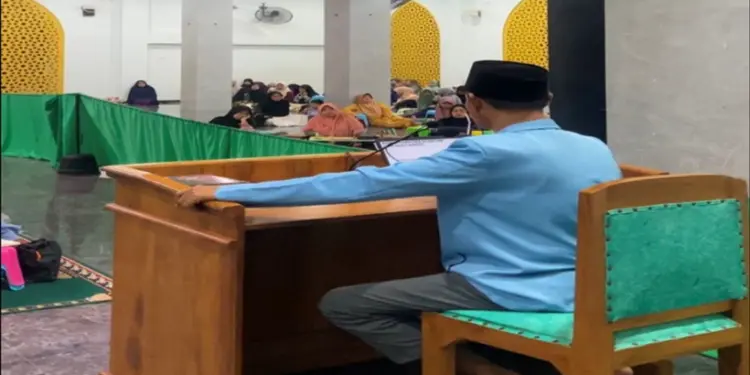 Wakil Ketua DPW LDII Kepulauan Riau (Kepri), Siajis mengajak 400-an pemuda LDII Sekupang membentengi diri dari narkoba. Foto: LINES