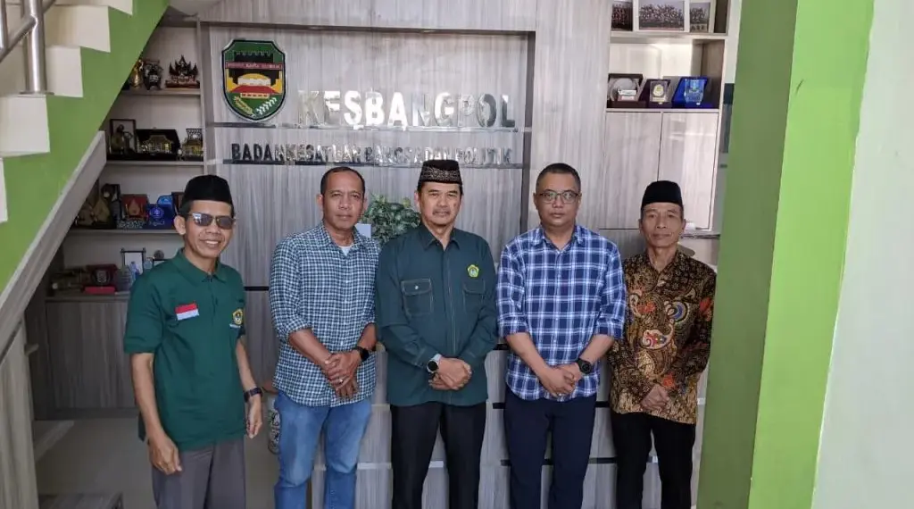 Dewan Pimpinan Daerah (DPD) LDII Kabupaten Purwakarta bersilaturahim dengan Badan Kesatuan Bangsa dan Politik (Kesbangpol) Kabupaten Purwakarta. Foto: LINES