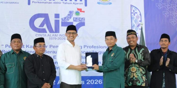 Camat Sarudu menghadiri Permata CAI LDII Sarudu, Pasangkayu, Jambi. Foto: LDII.