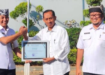Warga LDII dan Dinsos PPKB Banyuwangi Kerja Sama Rawat Penampilan ODGJ