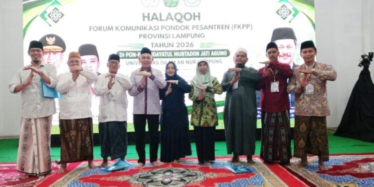 Halaqoh Forum Komunikasi Pondok Pesantren se-Lampung. Foto: LINES.