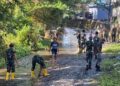 Cegah Banjir, LDII Waiheru, TNI, dan Warga Gotong-Royong Bersihkan Sungai