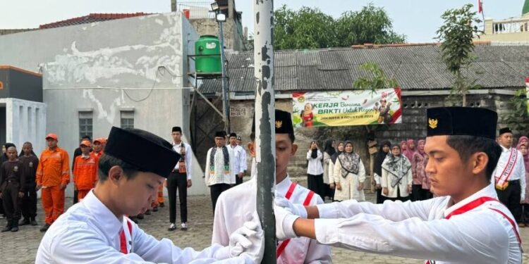Warga LDII Jakarta Utara memperingati HUT ke-81 Kemerdekaan RI dengan upacara bendera. Foto: LINES.