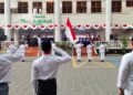 Santri dan Pengurus Ponpes Wali Barokah Gelar Upacara Bendera Sambut HUT RI