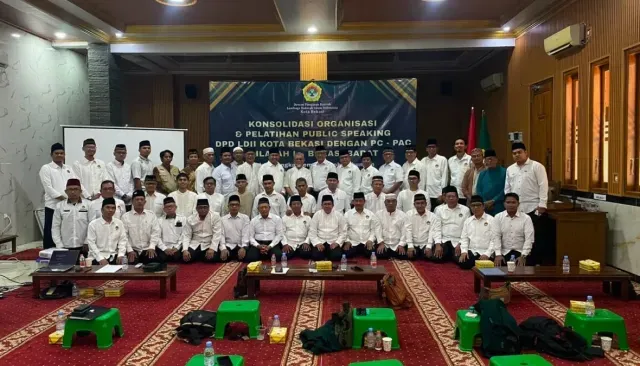 DPD LDII Kota Bekasi menggelar konsolidasi dan pelatihan public speaking bagi pengurus Pimpinan Cabang (PC) dan Pimpinan Anak Cabang (PAC) se-Bekasi Barat. Foto: LINES