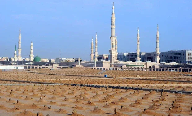 Gambar: Taman Makam Jannatul Baqi.