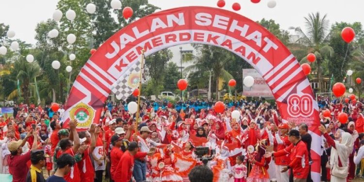 Jalan Sehat Kemerdekaan LDII Samarinda. Foto: LINES.