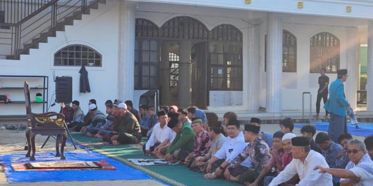 DPD LDII Kota Kendari menggelar Salat Istisqa sebagai ikhtiar menghadapi kekeringan dan krisis air yang terjadi di sejumlah wilayah. Foto: LINES