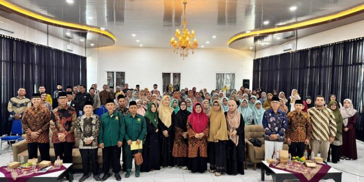DPW LDII Jawa Tengah menggelar seminar pencegahan kekerasan dalam rumah tangga dan bullying keluarga. Foto: LINES