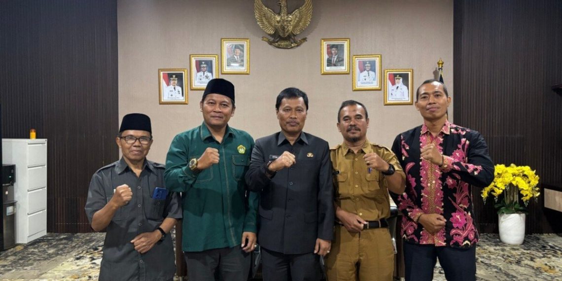 DPD LDII Kota Cirebon menggelar audiensi dengan Wali Kota Cirebon Effendi Edo, untuk membahas persiapan Musyawarah Daerah (Musda) VIII. Foto: LINES