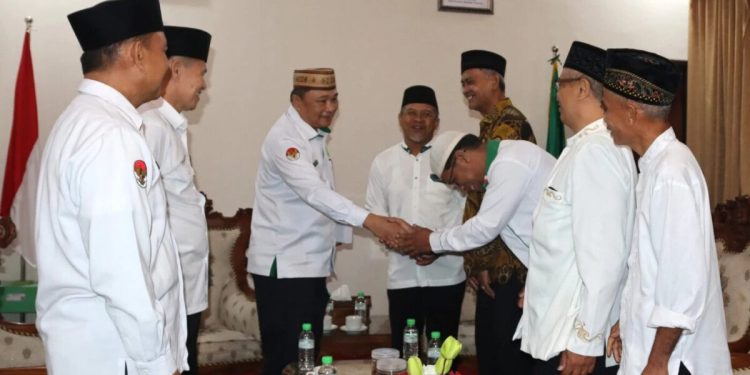 Silaturahim jajaran DPW LDII Kalbar di ruang VIP Kanwil Kemenag Kalbar, pada Selasa (1/9/2026). Foto: LINES