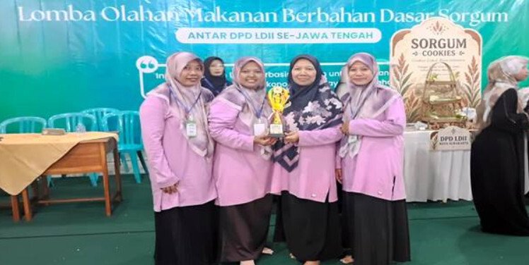 DPD LDII Kabupaten Sragen meraih juara dua kategori Potensi Usaha dan Harga Jual dalam Lomba Olahan Makanan Berbahan Sorgum. Foto: LINES